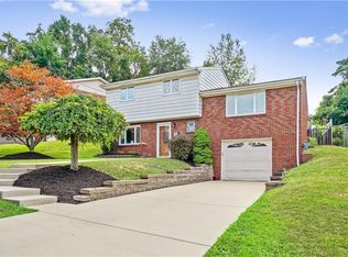 121 Marietta Dr, White Oak, PA
