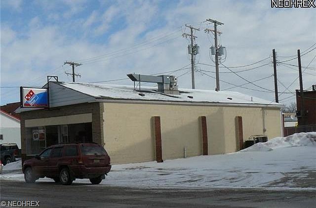 2nd image of 226 Broad St