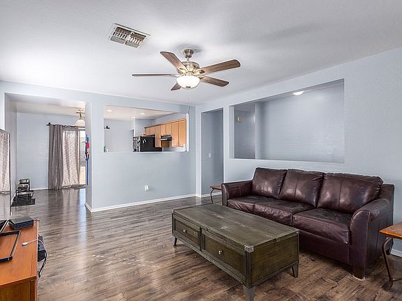 2nd image of 11541 W Corrine Dr