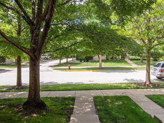 5th image of 501 Conservatory Ln #501