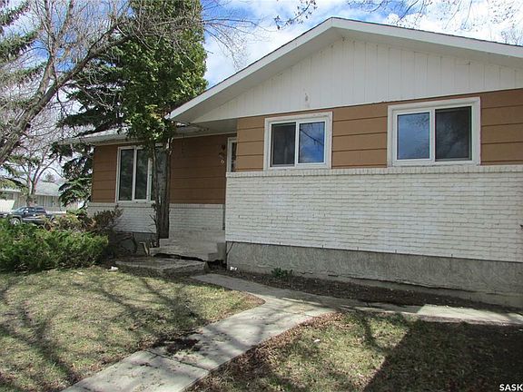 2nd image of 6 Bastedo Cres