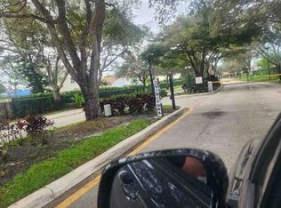 10272 Allegro Dr, Boca Raton, FL 33428