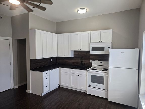 3rd image of 707 NW 4th Ave #103
