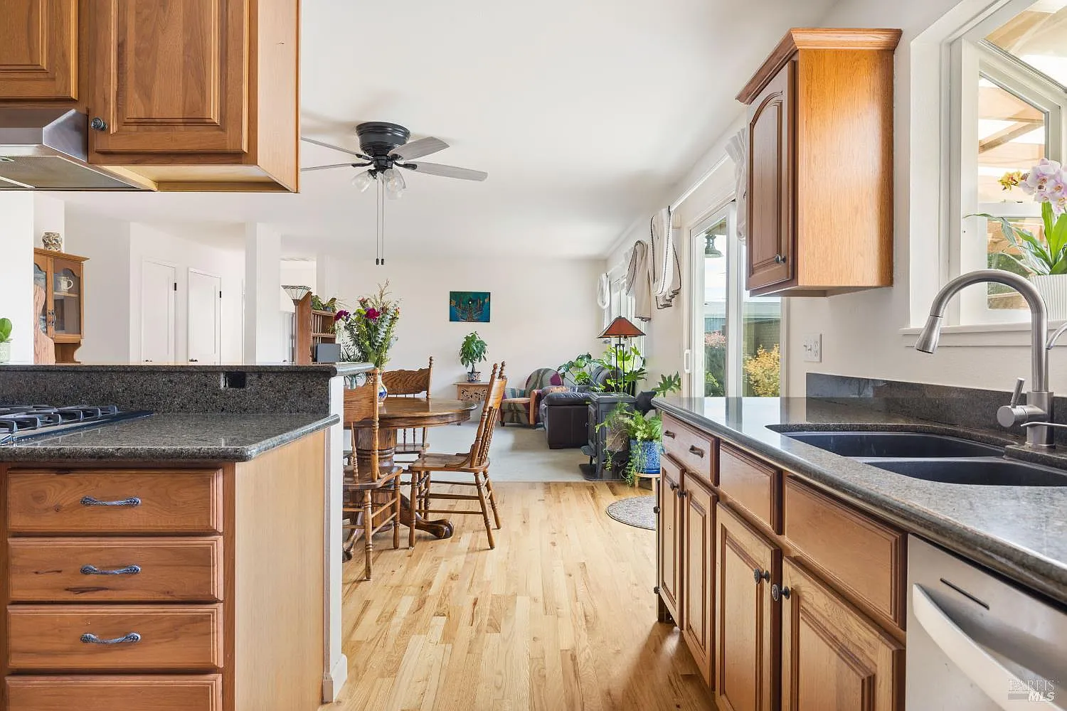 2170 Bock Street - Photo 4