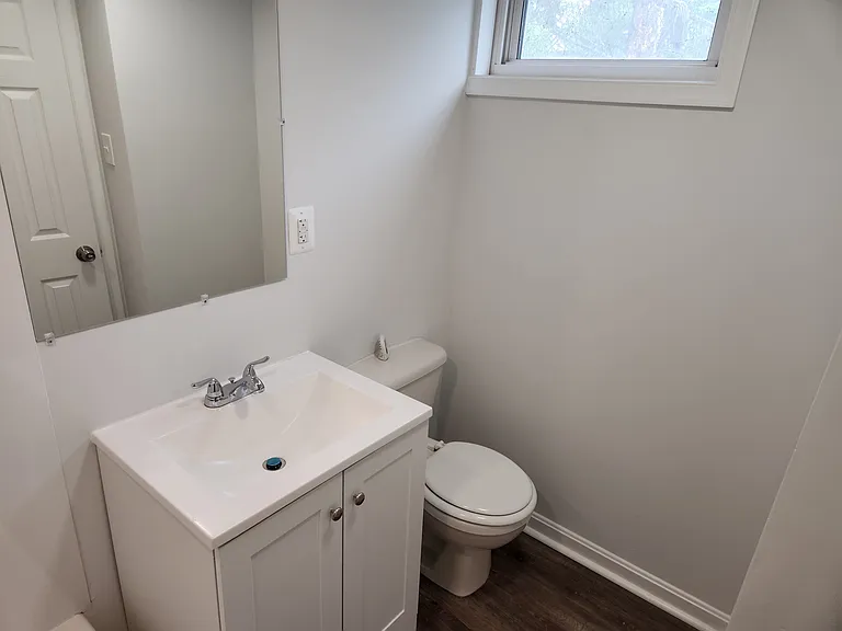 2910 E Federal St #1&2 — Photo 10