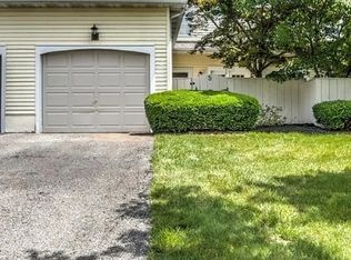 5 Spring Walk Ct #1, Lancaster, PA 17601