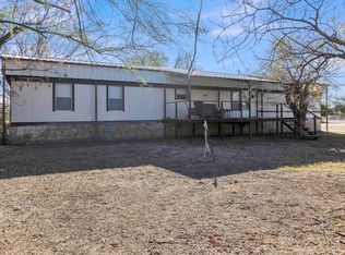 209 River St, Del Rio, TX 78840