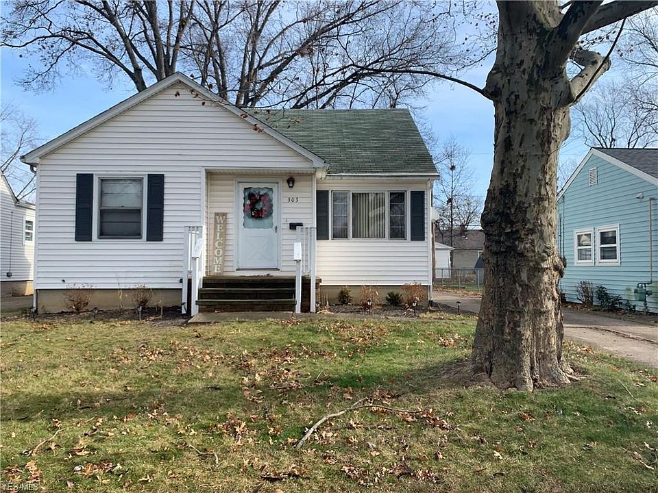 1st image of 303 Harwood St