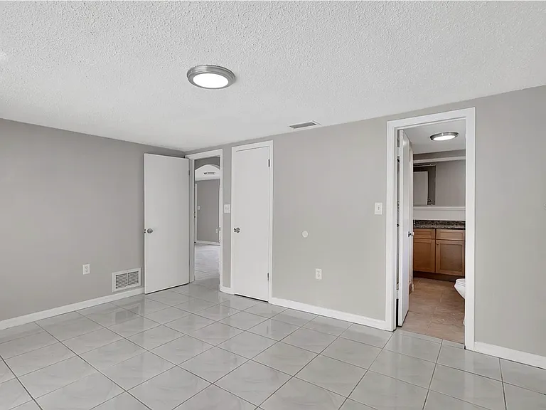 7210 Parrot Dr — Photo 17