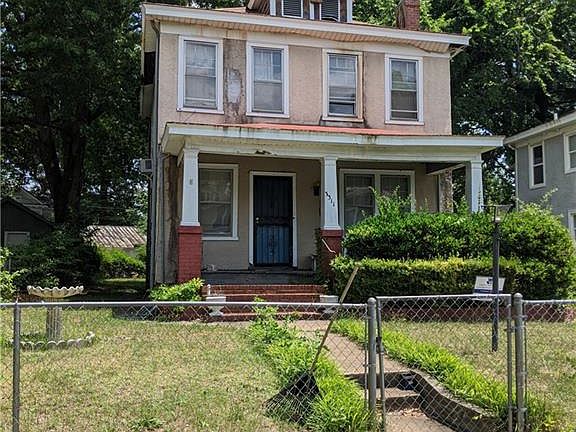 2nd image of 3311 Barton Ave