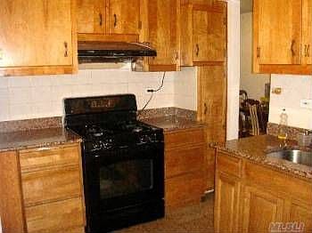 1st image of 14430 Sanford Ave APT 1F
