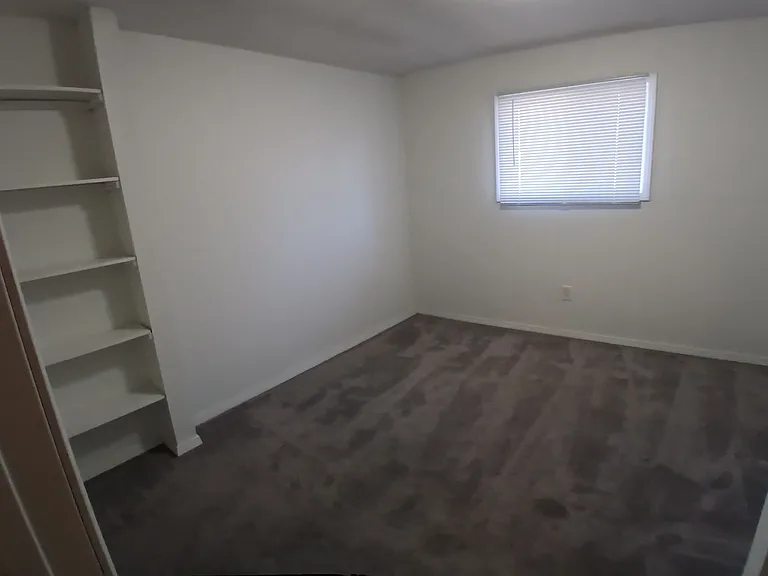 7947 Twin Oaks Rd — Photo 16