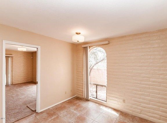 5th image of 151 W Vista Grande Dr