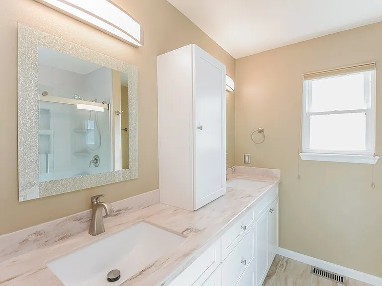 5544 S Wenatchee St — Photo 14