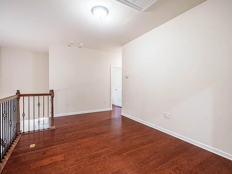 226 Daymire Glen Ln — Photo 28