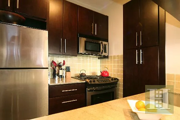 Rented by Halstead Real Estate | media 8