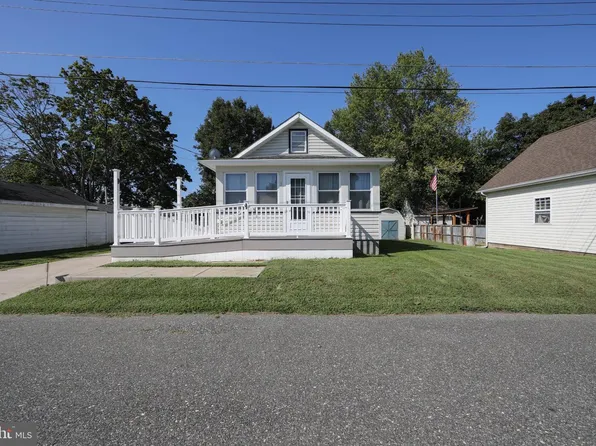 7 High St, Quinton, NJ 08072