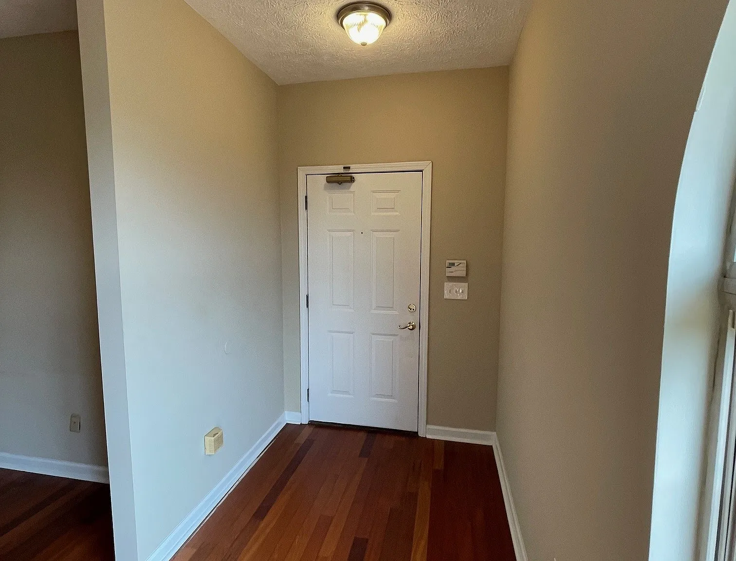 2 bed, 1185 sqft, $1,950 — Photo 4