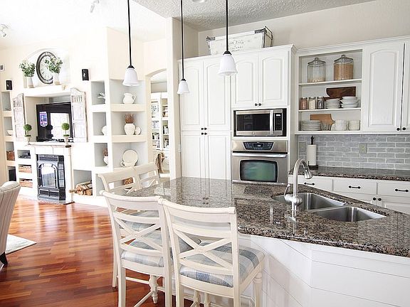 Bright Kitchen with island