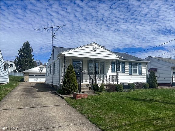 2nd image of 1442 Youll St