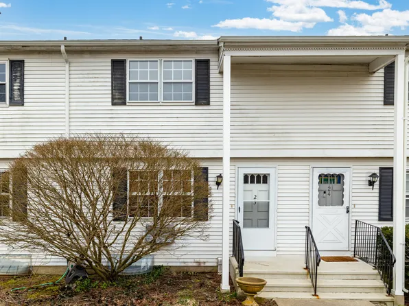 (undisclosed Address), Hebron, CT 06231