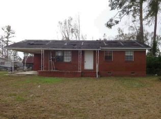 2939 Hillcrest St, Marianna, FL 32448