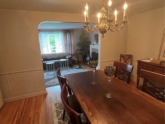 4th image of 208 Ridgewood Dr