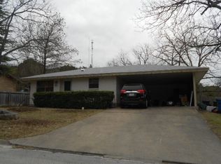 1301 Donna Kay Dr, Kerrville, TX 78028