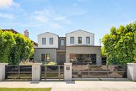 photo property thumbnail