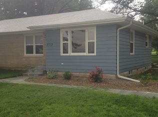 2711 Browning Ave, Manhattan, KS 66502