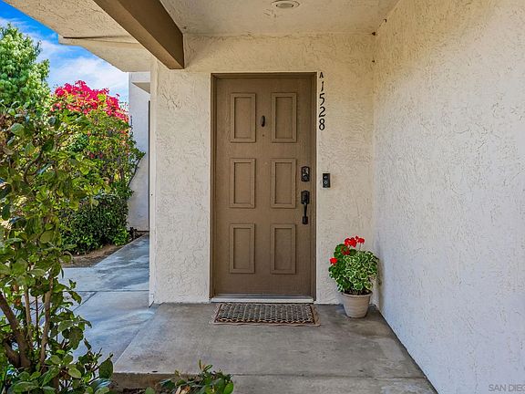4th image of 1528 Granite Hills Dr Unit A