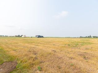 11325 Pauls Dr, Menoken, ND 58558