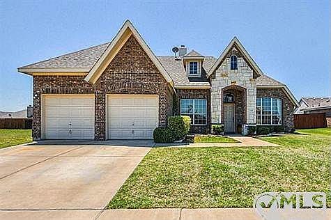 1st image of 257 Burnett Dr