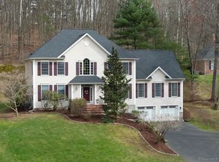 170 Rampart Dr, Glastonbury, CT 06033