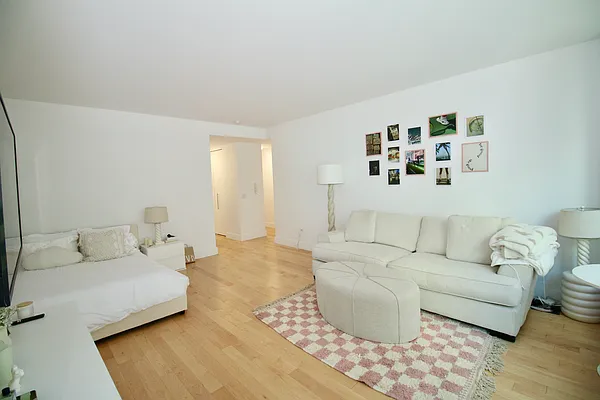 Rented by Highline Residential | media 5
