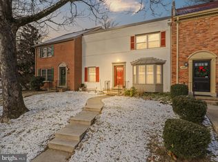 8408 Willow Forge Rd, Springfield, VA 22152