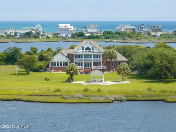 4 Hunter Heath Drive, North Topsail Beach, NC 28460
