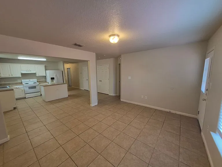 11239 Country Cyn — Photo 14