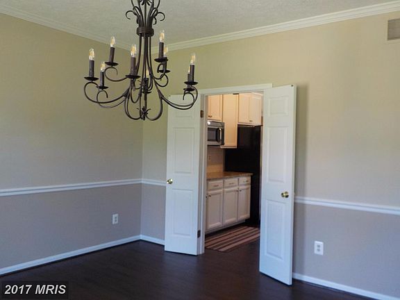 4th image of 1211 Grimsby Ct
