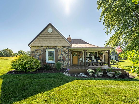 4th image of 11164 N Farm Road 99