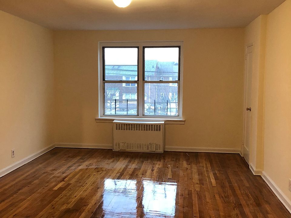 2nd image of 4017 192nd St APT 4