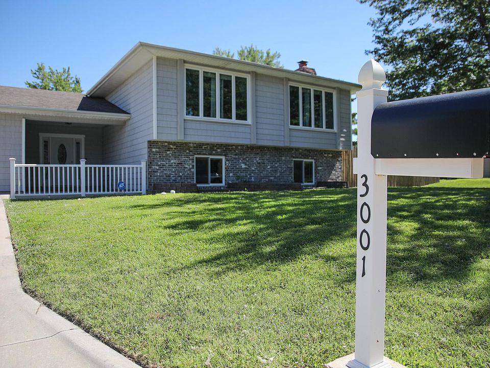 1st image of 3001 Arbor Dr