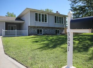 3001 Arbor Dr, Manhattan, KS 66503