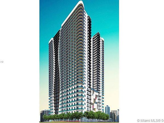 2nd image of 58 NE 14th St #000
