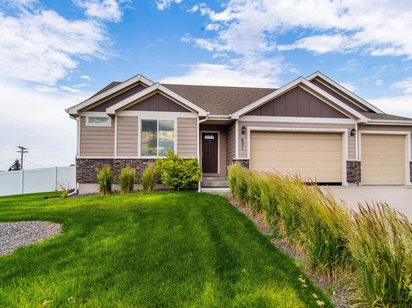 601 Black Blvd, Pine Bluffs, WY 82082