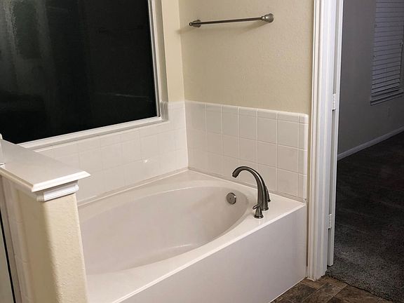 3rd image of 6511 Brimridge Ln