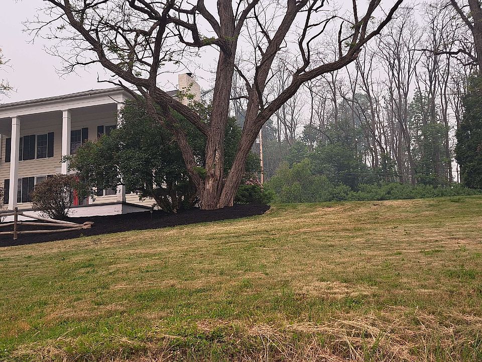 2nd image of 1109 Heise Run Rd