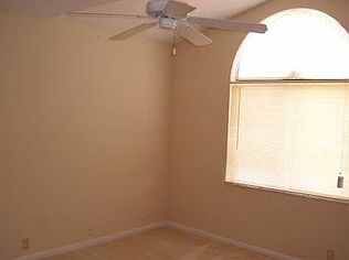 4th image of 1186 The Pointe Dr