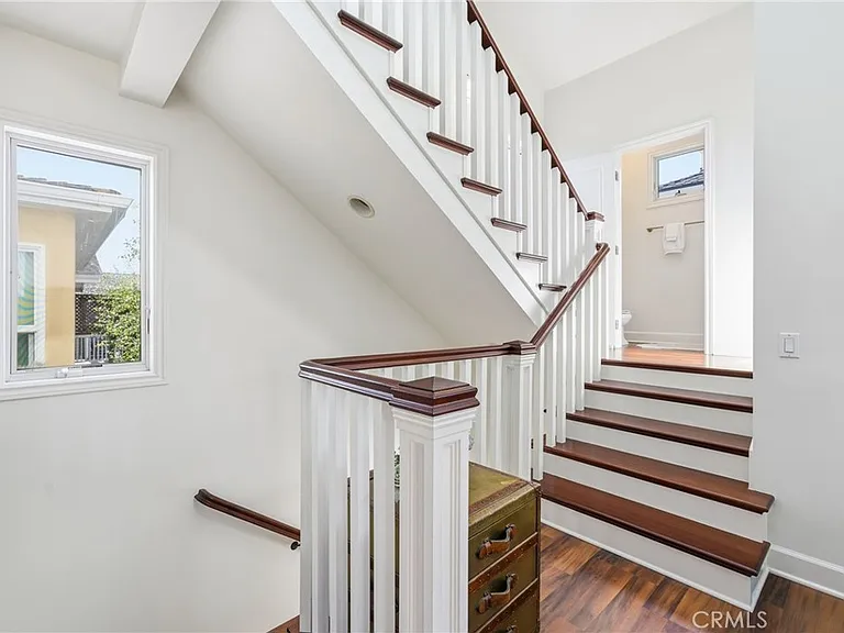 426 1/2 Narcissus Ave #1/2 — Photo 16