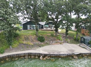 12915 253rd Ave, Orleans, IA 51360